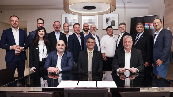 Firma del acuerdo de colaboración